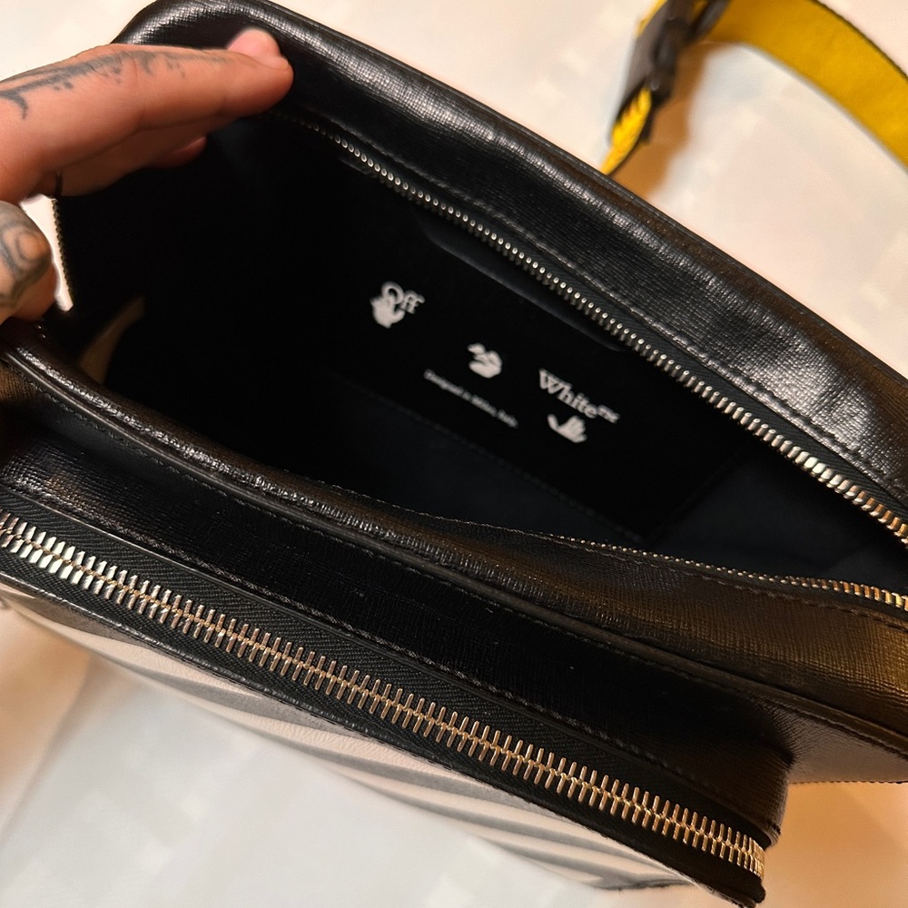 Off-White Black Binder Diagonal Stripe Belt Bag - Picture 3 of 6